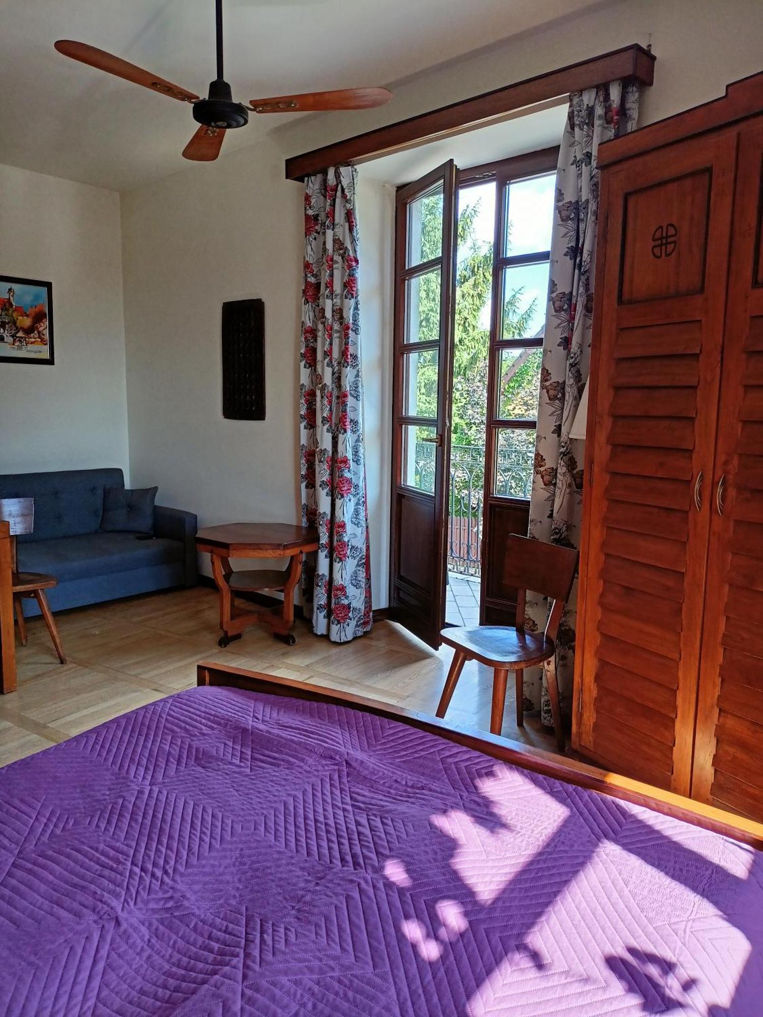カジミエシュ・ドルニ Agharta Bed & Breakfast エクステリア 写真