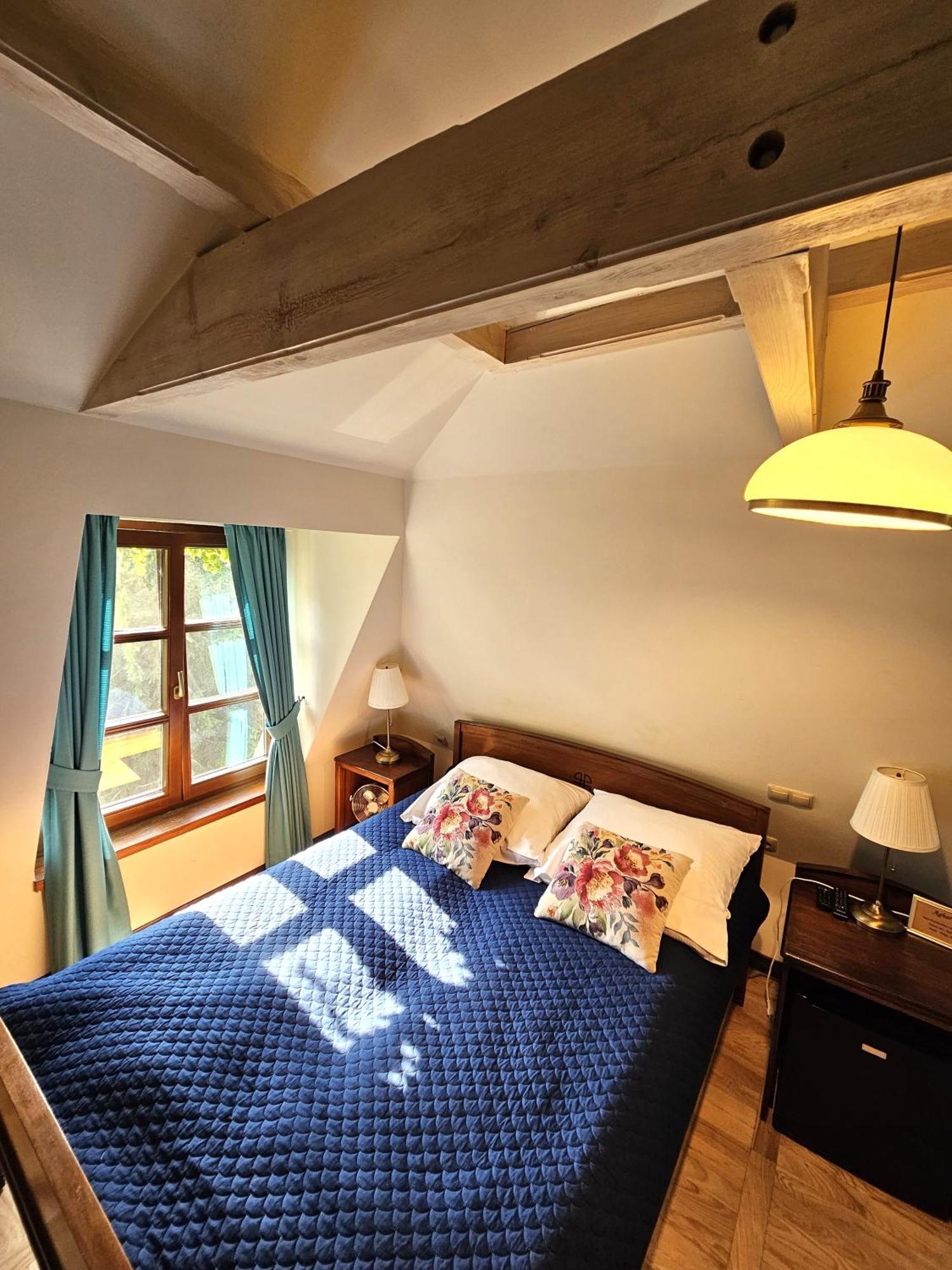 カジミエシュ・ドルニ Agharta Bed & Breakfast エクステリア 写真
